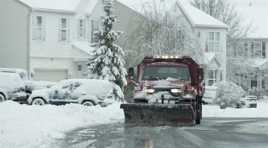 Epic winter storm wallops US, leaving 1 mln without power