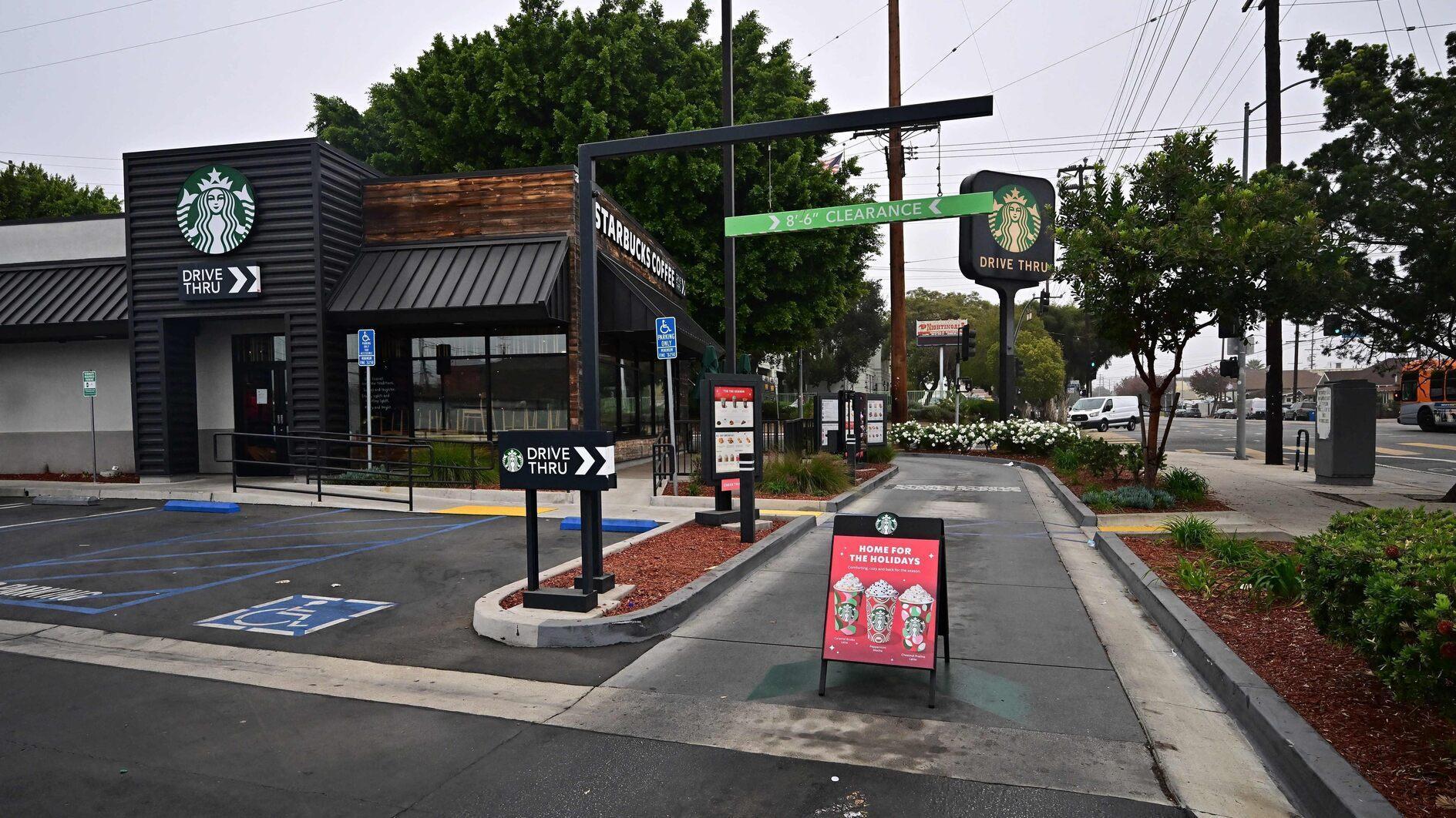Starbucks ordered to pay $50 million for hot tea spill