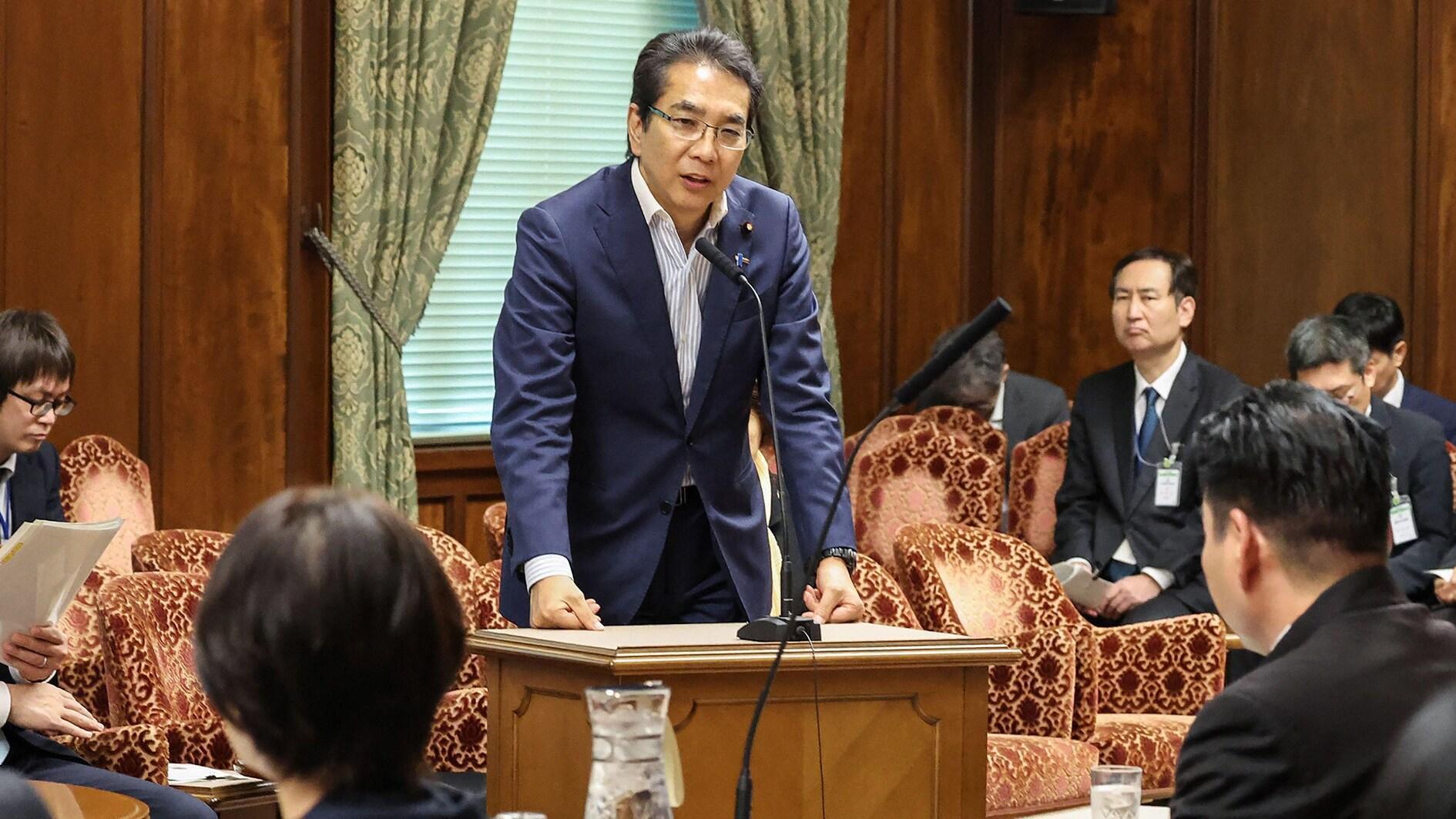 Japan PM hits out at farm minister over free rice claim