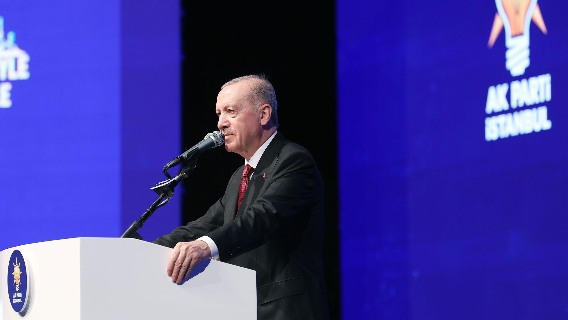 Erdoğan says AKP rejects hate speech, vows unity